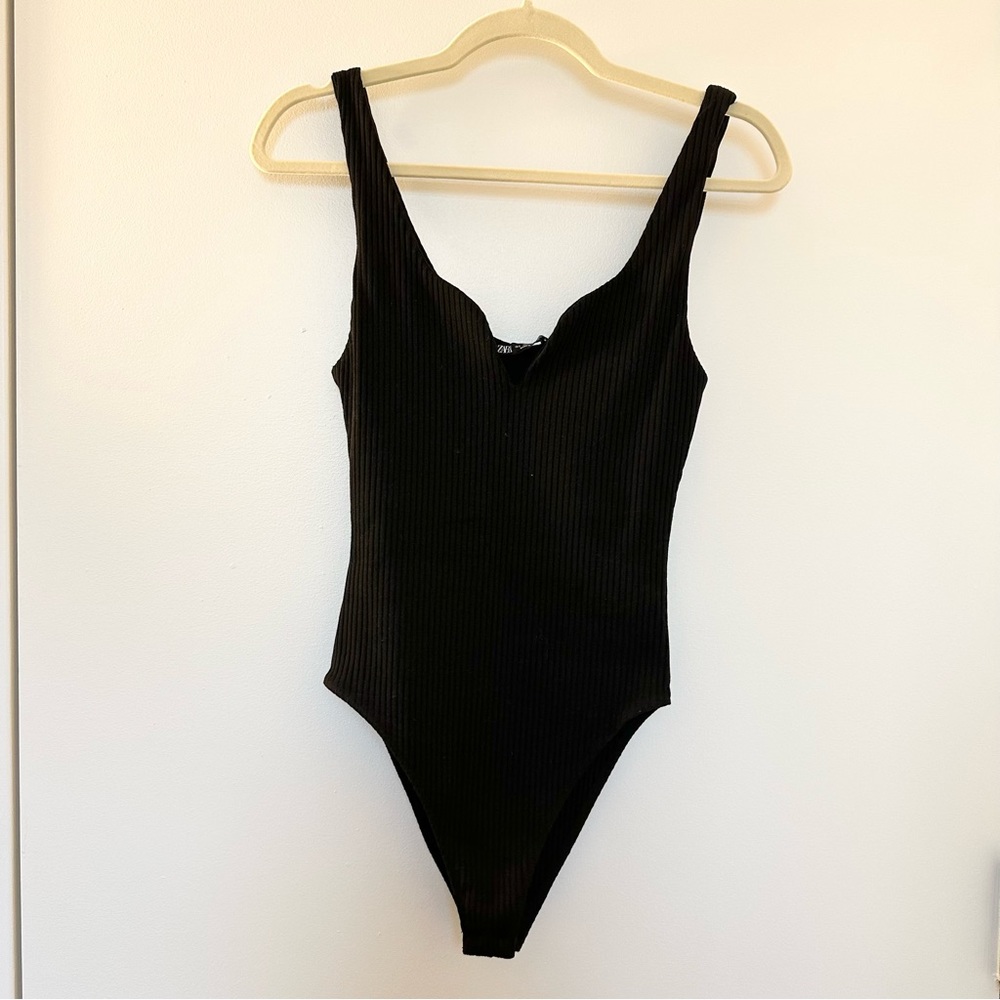 NWOT Zara Sweetheart Neckline Bodysuit